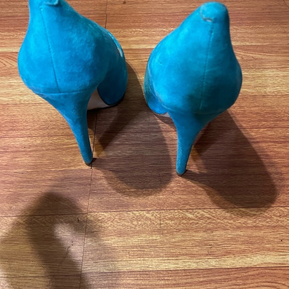 BCBG Blue Heels Size 7 - Picture 4 of 5